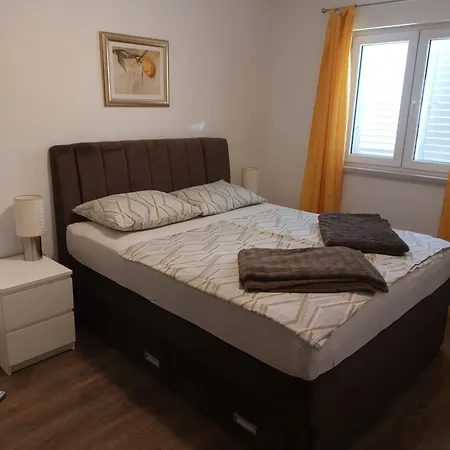 Apartment Mihaela Mlini