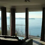 Apartament Mihaela *