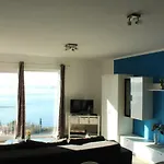 Mihaela Apartment