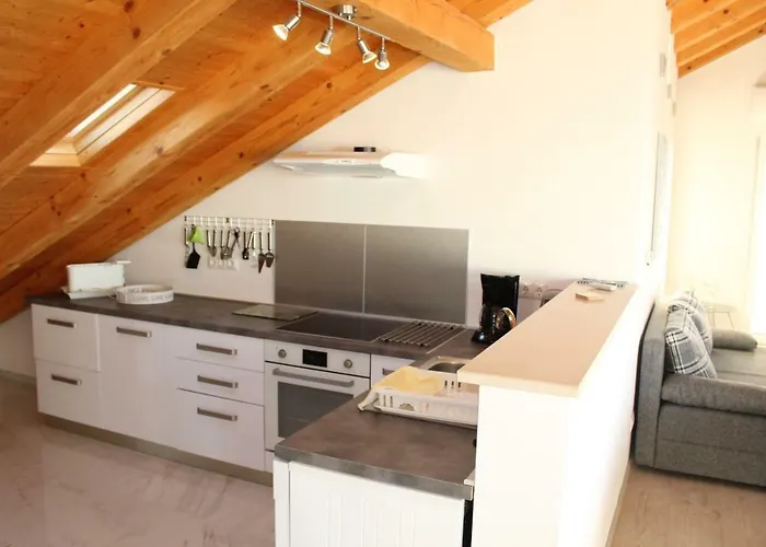 Mihaela Appartement *